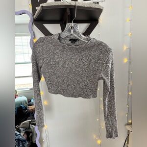 Forever 21 Gray Cropped Ribbed Sweatshirt